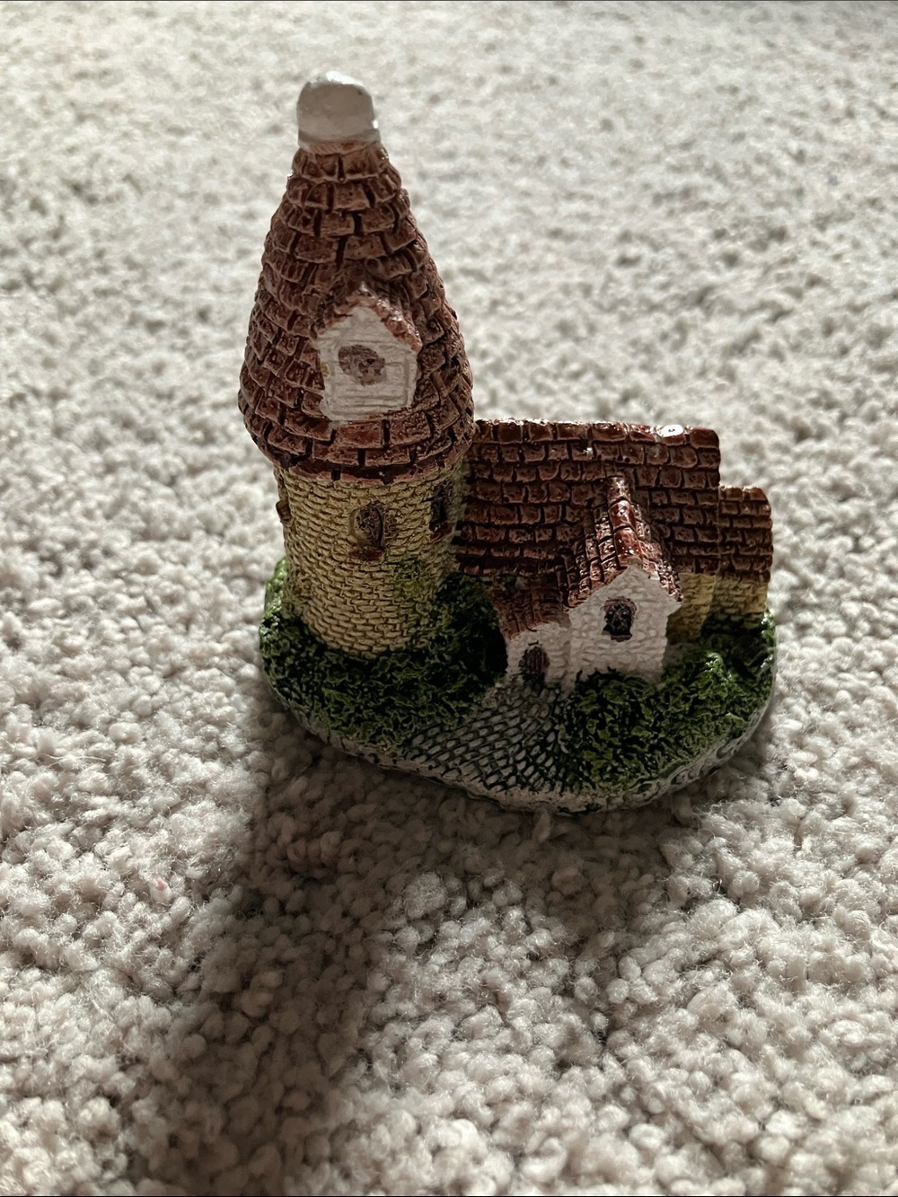 Kent Cottage and Kiln Vintage 1987 Museum Collections